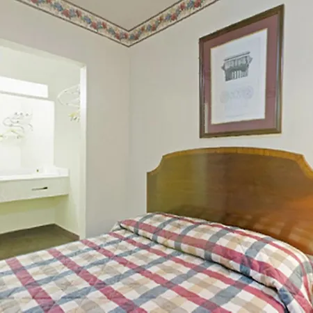 Value Inn Knoxville